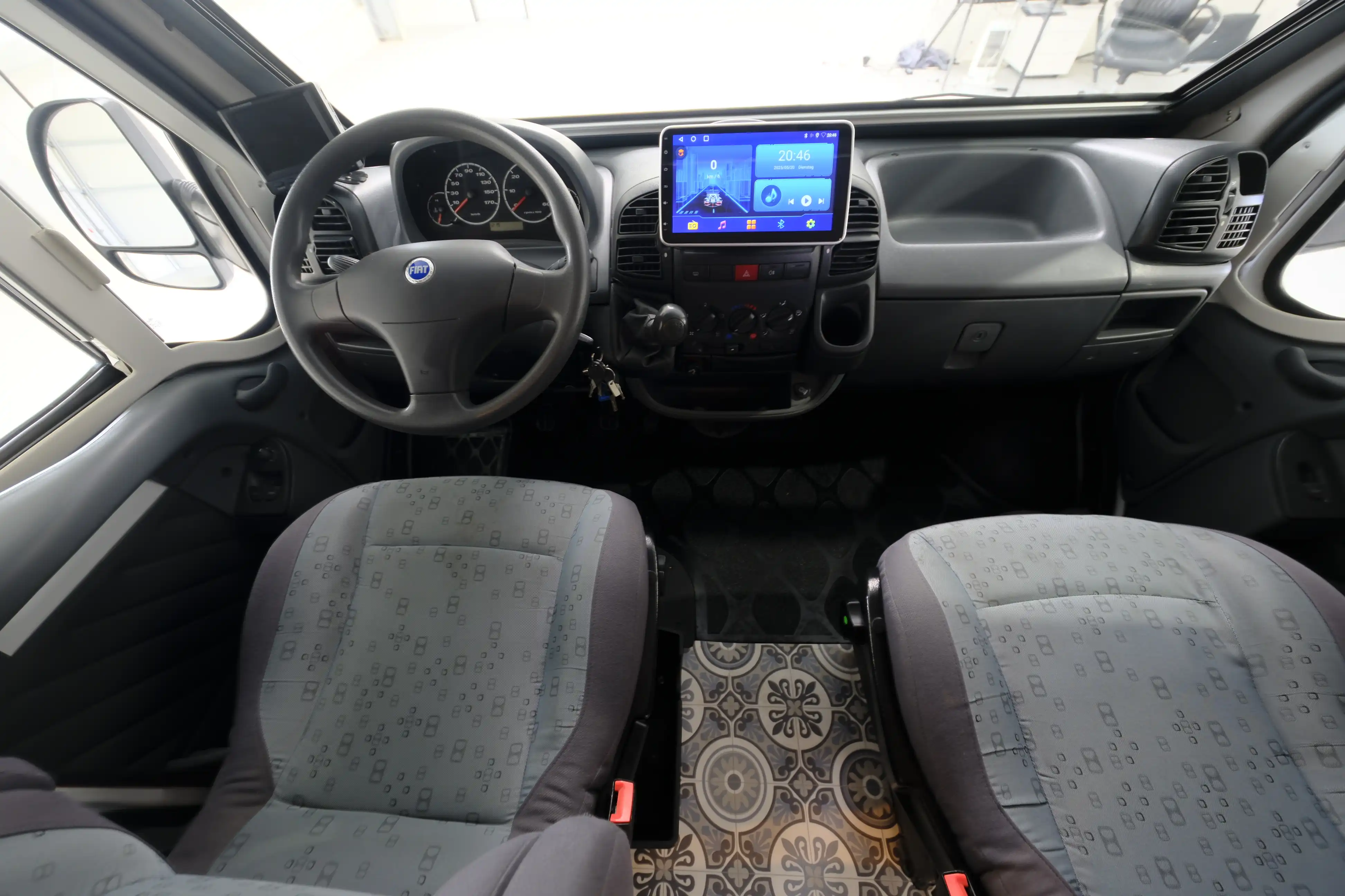 KNAUS Sun Traveller 658 LG